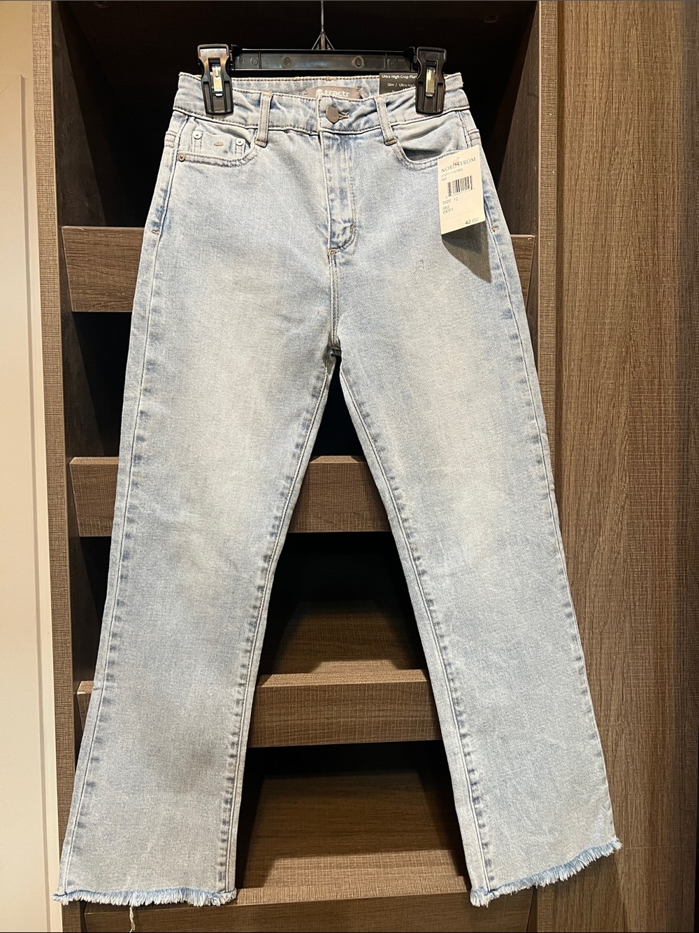 NEW w/Tag Tractr Girls’ High Crop Flare Slim Light Blue Jeans w/Frayed Hem Sz 12
